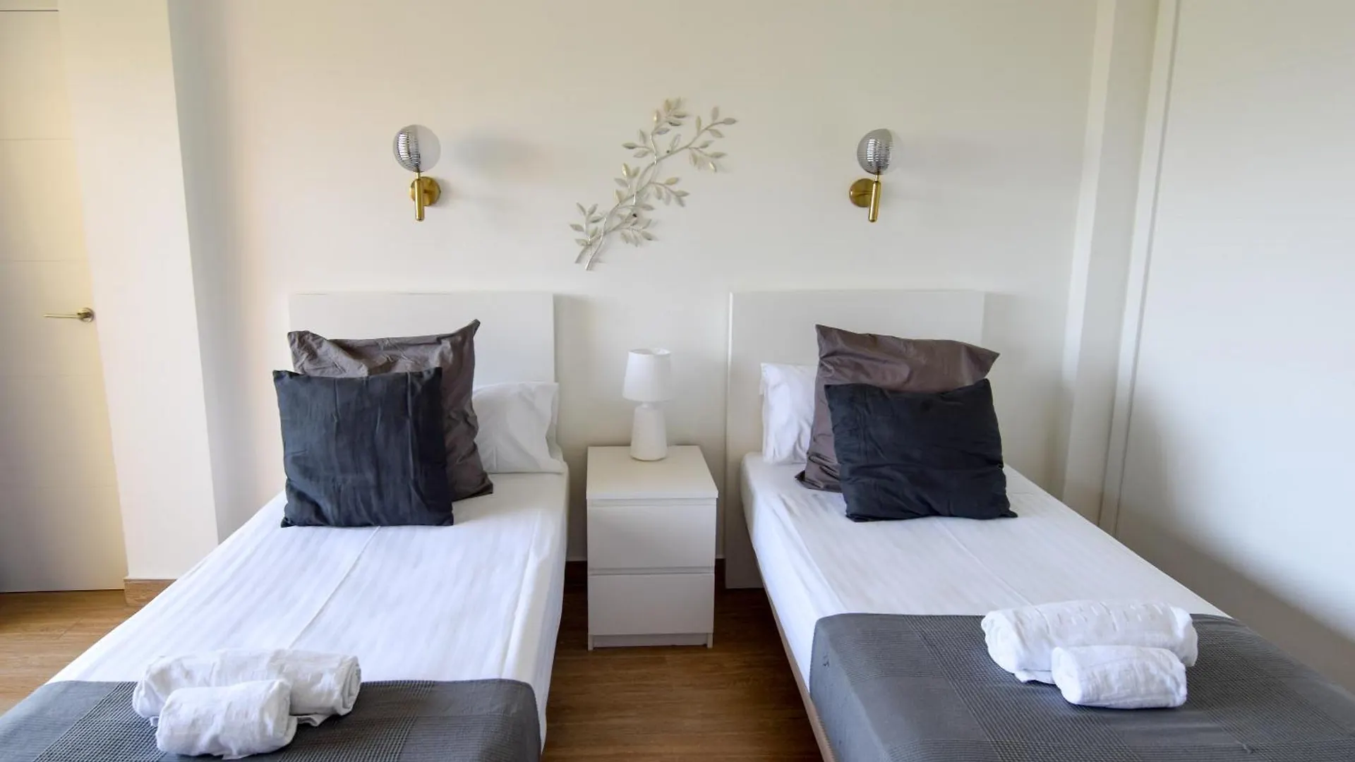 Letplanet Colina Apartment Torremolinos 0*,
